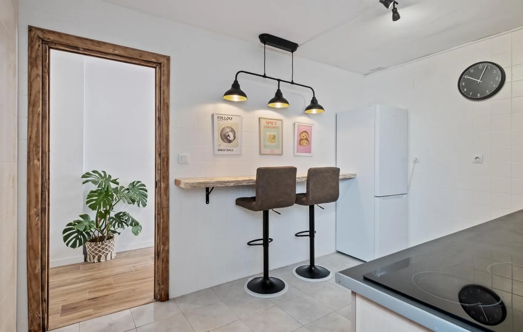 Apartamento 3 Dormitorios, 2 Banos Y Balcon Málaga